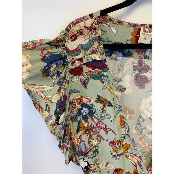 ELF Carmen Wrap Dress Gray Floral Ruffle V Neck Rayon Green Multi Tie Size L/XL - Picture 4 of 15